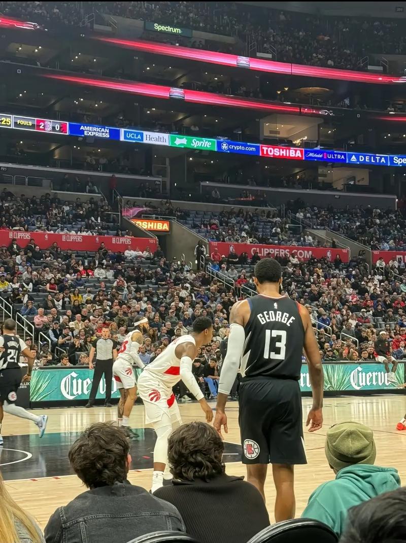 CBA广东队连续三场胜利（CBA广东队豪取三连胜）