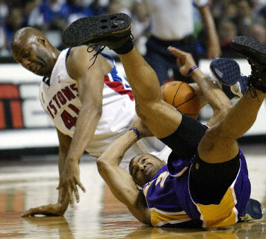 图片报：巴萨希望签下一名左边锋，正关注莱比锡的迪奥曼德（《图片报》：巴萨计划补强左边锋，已将目光投向莱比锡的迪奥曼德）