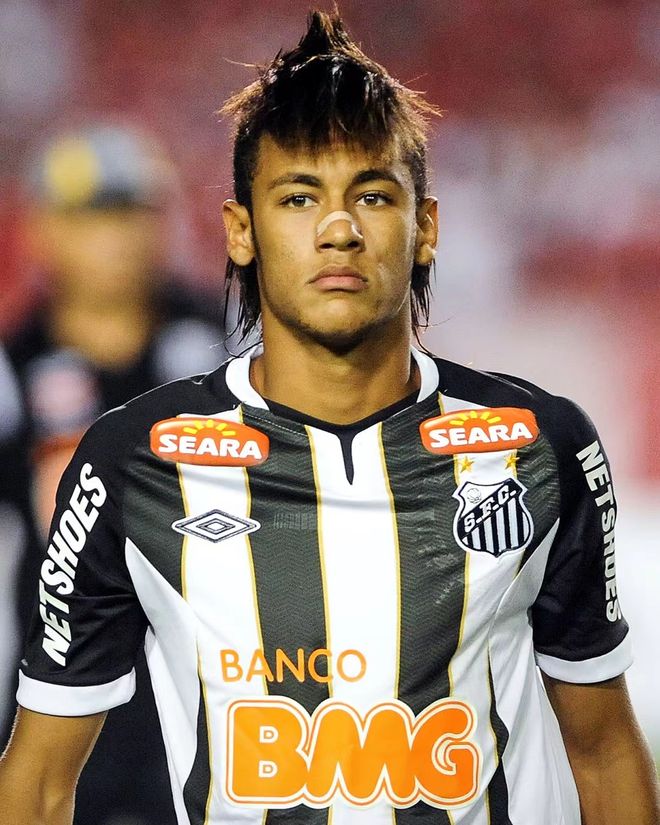 等了太久！内姆布哈德成独行侠五年来首个助攻达13次的球员（久违了！内姆布哈德成独行侠近5年首位单场13助攻球员）