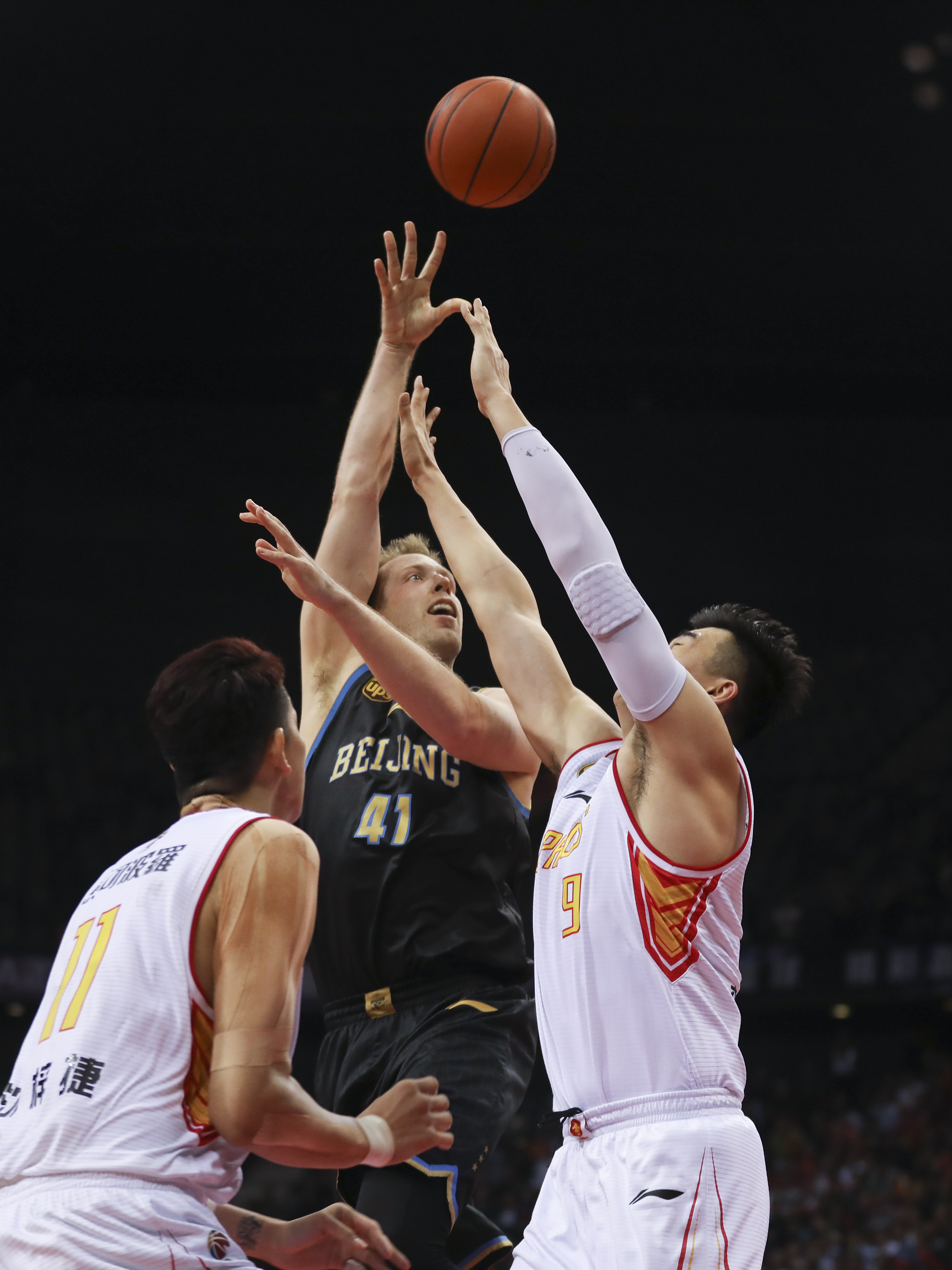 莫雷托：那不勒斯想在冬窗从罗马引进洛伦佐-佩莱格里尼（莫雷托：那不勒斯冬窗有意从罗马签下洛伦佐-佩莱格里尼）