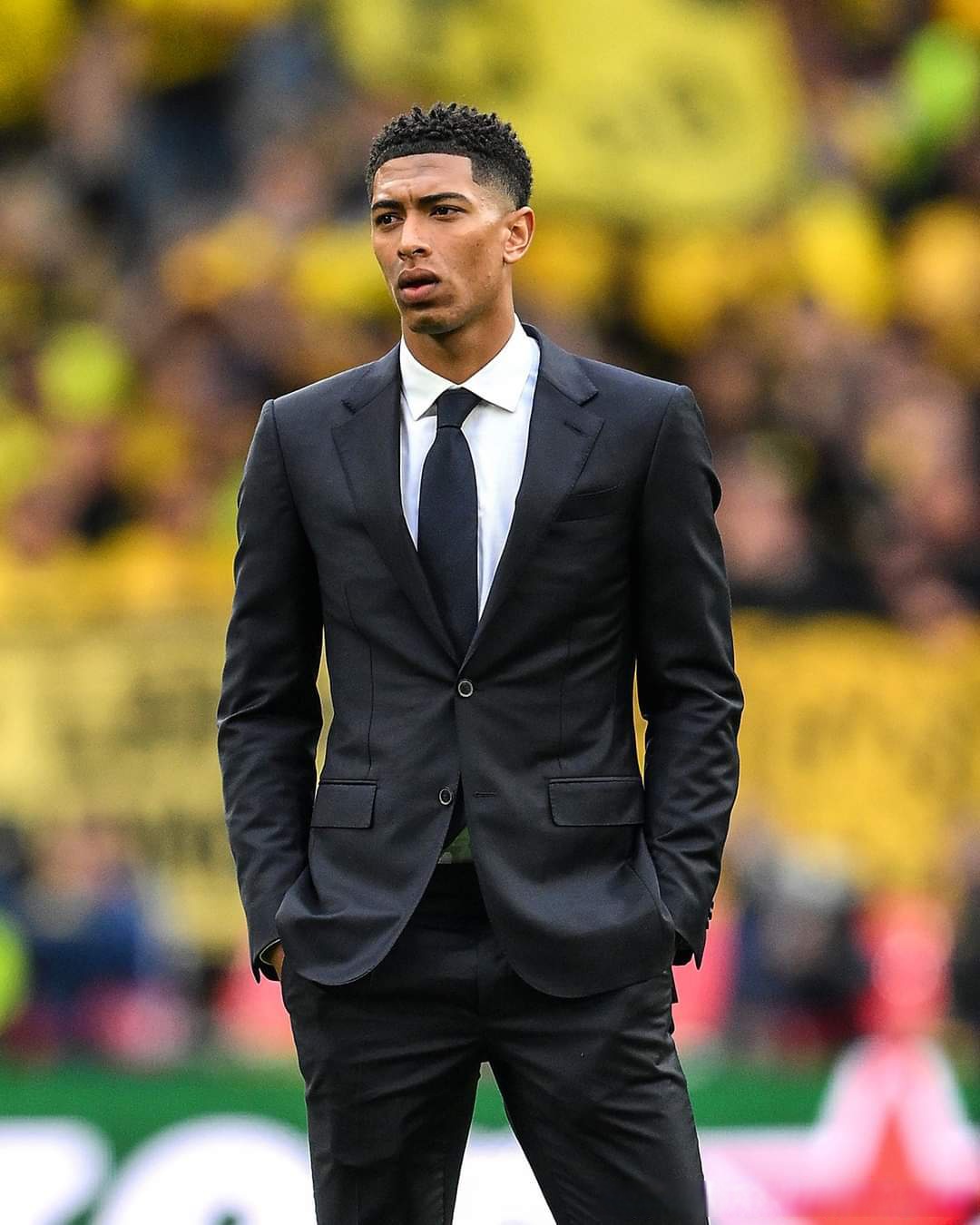 比安奇：难以理解孔蒂如此抱怨，球队的替补席存在问题（比安奇：孔蒂的抱怨令人费解，症结在球队板凳深度）