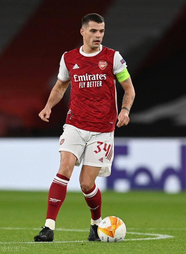 王大雷：九哥回来后带队打出了泰山精神，瓦科没拿金靴可惜（王大雷：九哥回归激活泰山气质，遗憾瓦科无缘金靴）